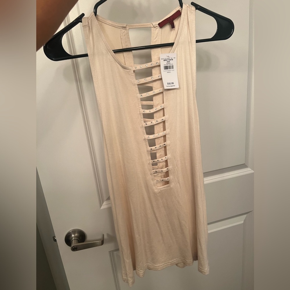Buckle Cream Tank Top with Strap Detail